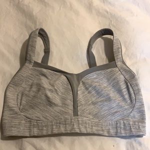 Lululemon Ta Ta tamer II bras
